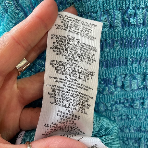 NWT Herve Leger Tahitian Textured Stitch Strong Shoulder Full Top Size L - Picture 16 of 16